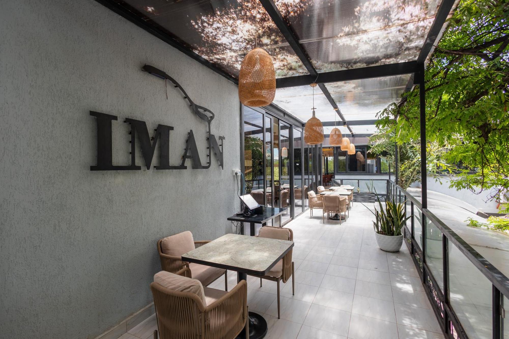 Iman Hotel Isiolo Екстериор снимка